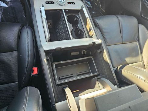 Used 2025 Lincoln Navigator L Reserve image 26