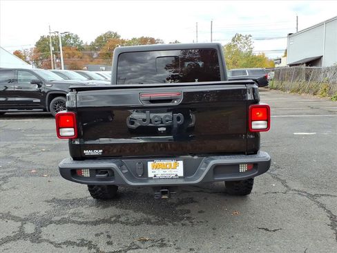 Used 2022 Jeep Gladiator Willys image 6