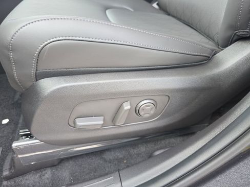 New 2026 Kia Carnival LXS FWD image 21