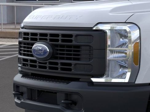 New 2026 Ford F350 XL AWD/4WD image 17