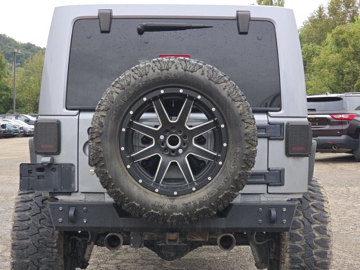 Used 2016 Jeep Wrangler Unlimited Sahara w/ Connectivity Group AWD/4WD image 48