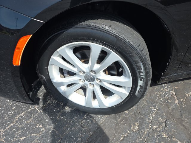Used 2016 Chrysler 200 Limited FWD image 47