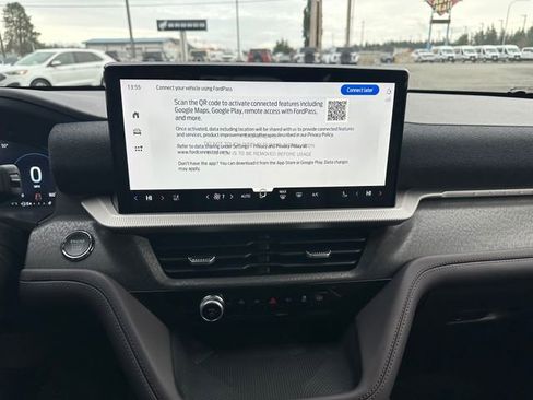 New 2026 Ford Explorer Platinum w/ LUX Leather Package image 16