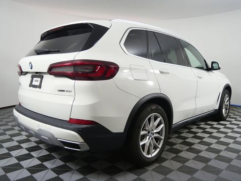 Used 2020 BMW X5 sDrive40i w/ Premium Package image 3