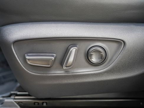 Certified 2024 Toyota Land Cruiser image 23