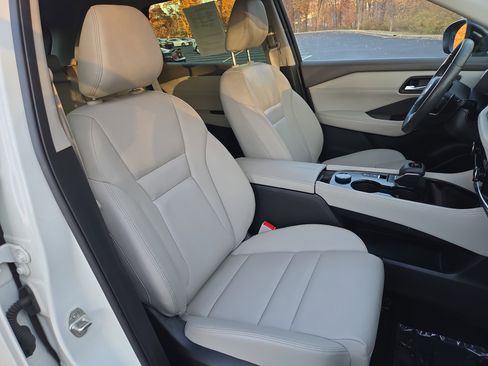 Certified 2023 Nissan Rogue SL image 27