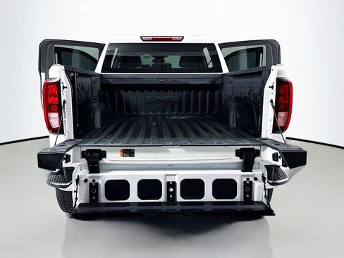 Used 2022 GMC Sierra 1500 Elevation image 27