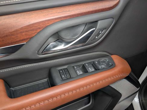 Used 2024 GMC Yukon Denali Ultimate image 41