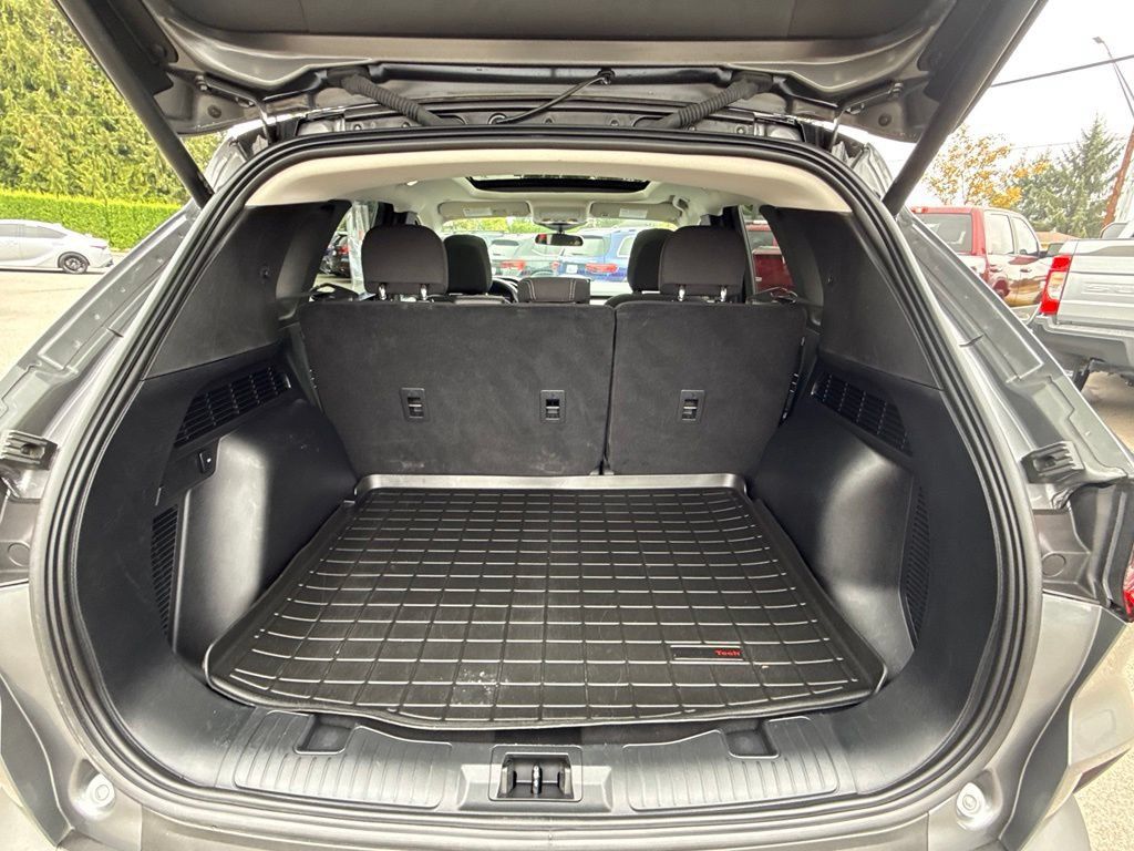 Used 2024 Ford Escape Active w/ Tech Pack #1 AWD/4WD image 17