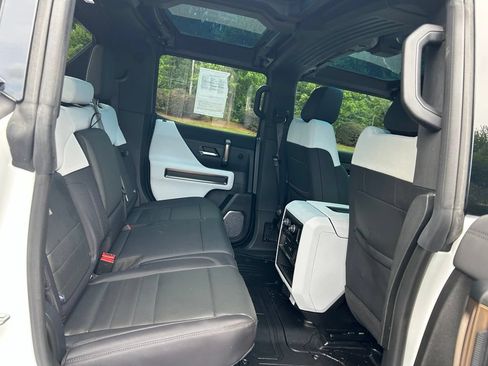Used 2025 GMC Hummer EV 2X w/ LPO, Dark Essentials Package AWD/4WD image 54