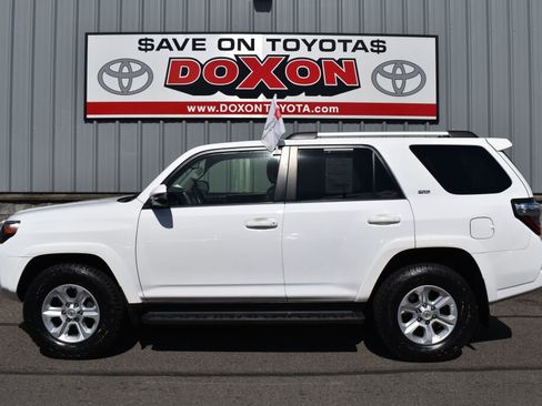 Certified 2021 Toyota 4Runner SR5 Premium image 4