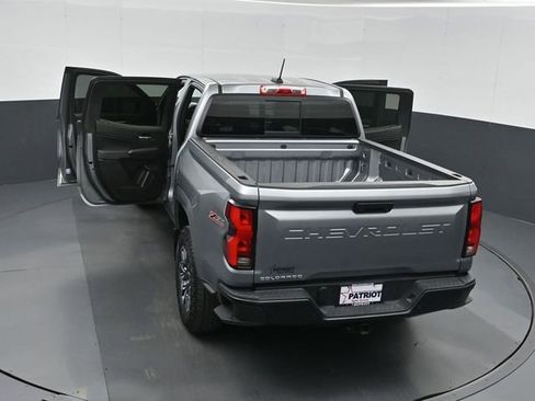 Used 2024 Chevrolet Colorado Z71 w/ Z71 Convenience Package 2 AWD/4WD image 50