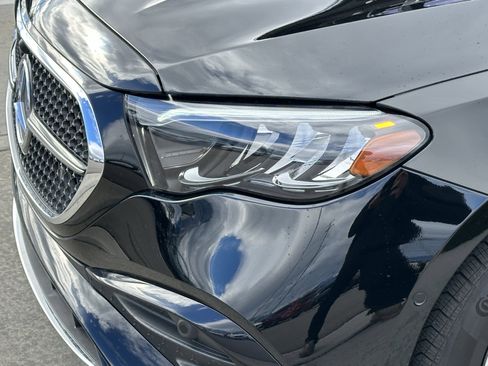 Certified 2025 Mercedes-Benz E 350 4MATIC Sedan image 10
