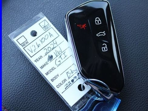 Used 2024 Volkswagen GTI SE image 30