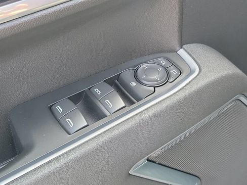 Used 2026 Chevrolet Silverado 1500 LT RWD image 16