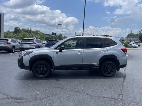 Used 2022 Subaru Forester Wilderness AWD/4WD image 3