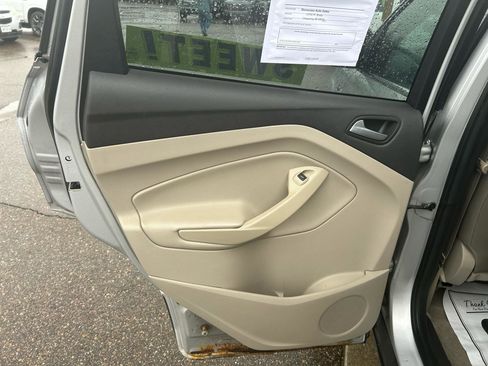 Used 2014 Ford Escape SE image 13