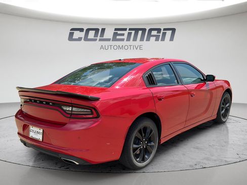 Used 2015 Dodge Charger SE w/ Power Sunroof Group AWD/4WD image 5