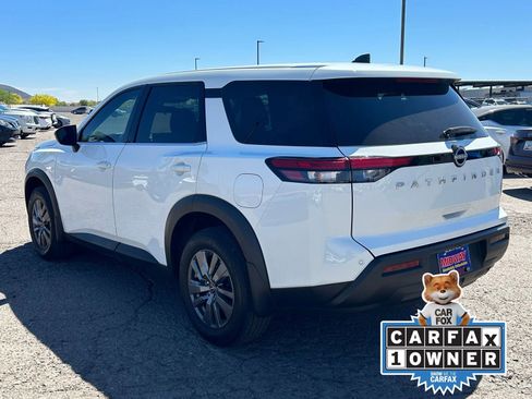 Used 2024 Nissan Pathfinder S image 5