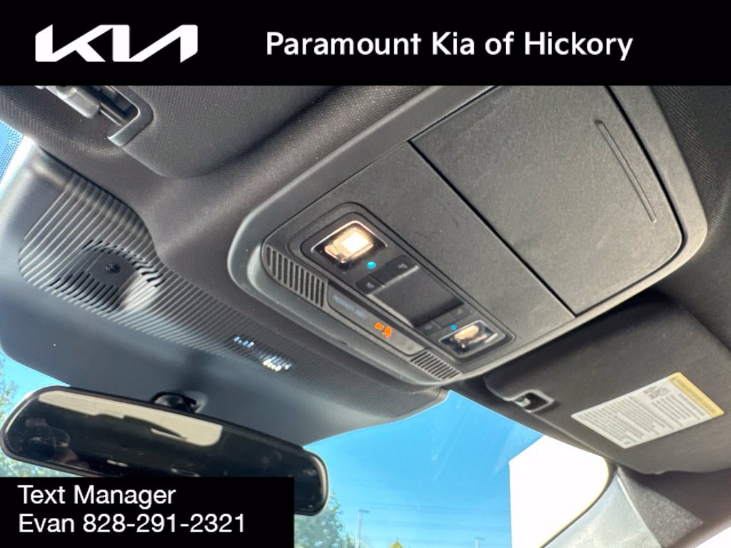 Used 2025 Ford Explorer ST-Line AWD/4WD image 29