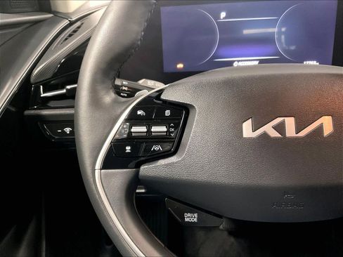 Used 2024 Kia Niro Wind w/ Wind Preserve Package FWD image 22