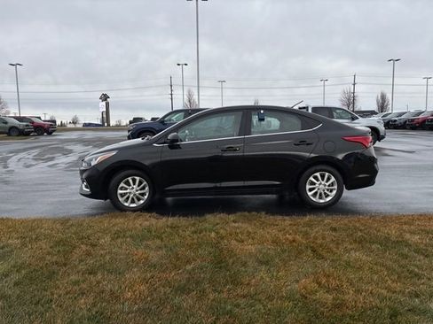 Used 2021 Hyundai Accent SEL image 6