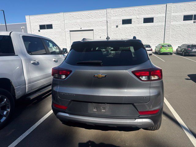 Used 2025 Chevrolet TrailBlazer LT FWD image 8