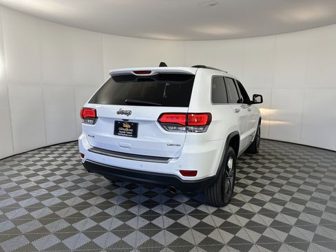 Used 2022 Jeep Grand Cherokee Limited image 10