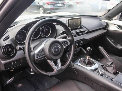 Used 2016 MAZDA MX-5 Miata Club w/ Brembo/BBS Package image 23