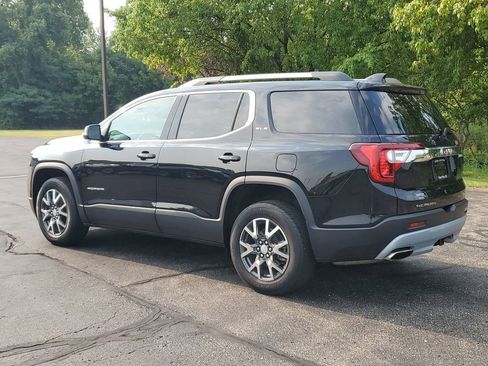 Used 2023 GMC Acadia SLE w/ Driver Convenience Package image 4