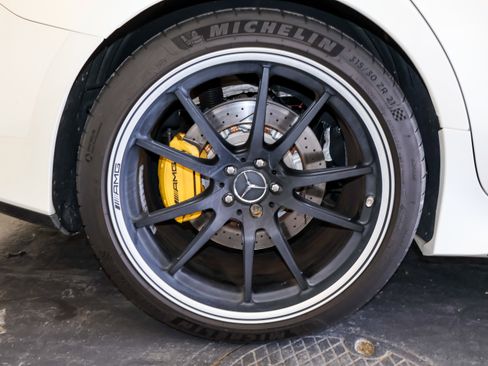 Used 2019 Mercedes-Benz AMG GT 63 S image 44