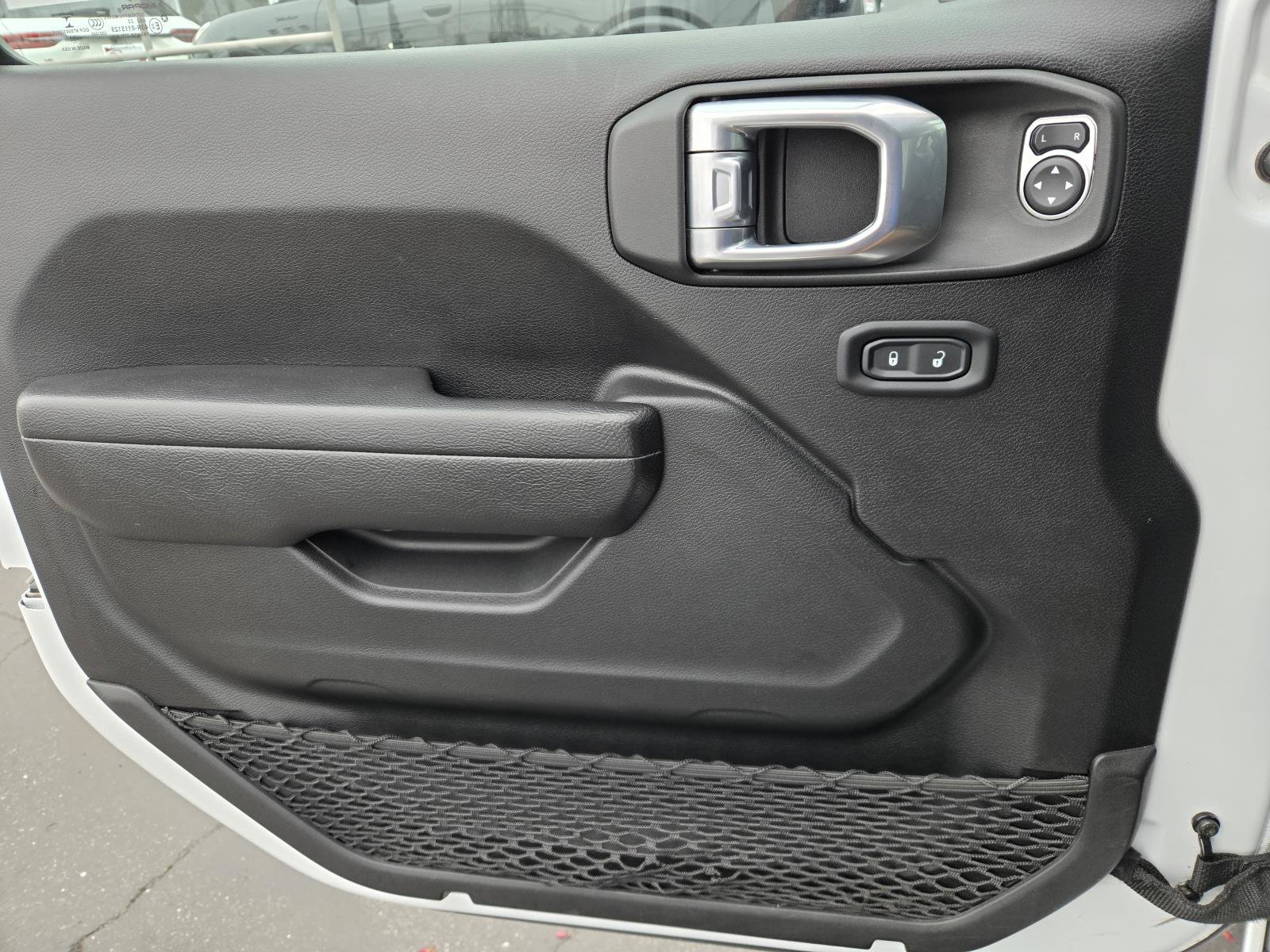 Used 2022 Jeep Gladiator Sport AWD/4WD image 19