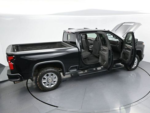 Used 2024 Chevrolet Silverado 2500 High Country w/ High Country Premium Package AWD/4WD image 41