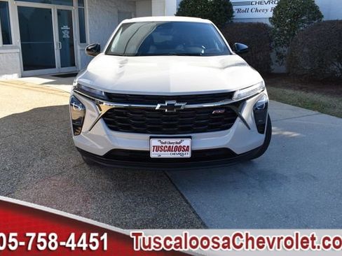 New 2026 Chevrolet Trax RS w/ Driver Confidence Package image 4