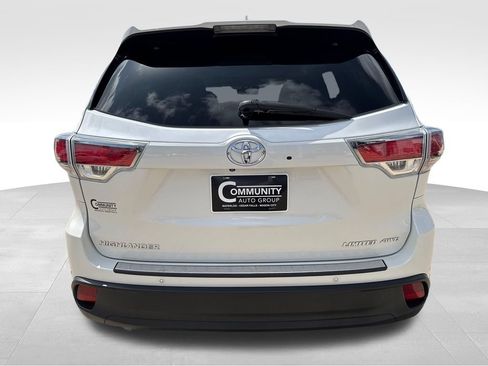 Used 2016 Toyota Highlander Limited Platinum AWD/4WD image 4