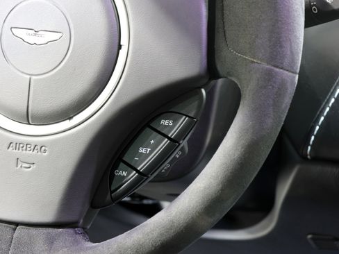 Used 2012 Aston Martin V12 Vantage Coupe image 69