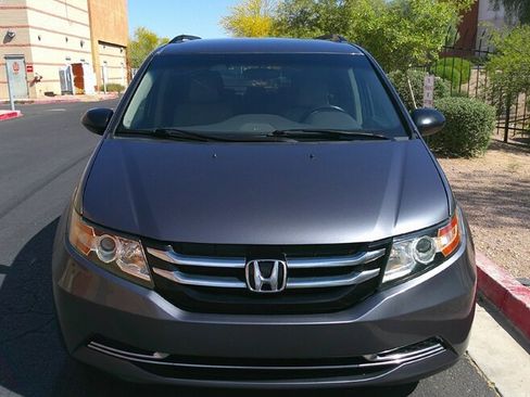 Used 2016 Honda Odyssey LX image 2