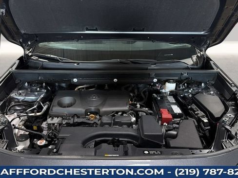 Used 2025 Toyota RAV4 XLE AWD/4WD image 26