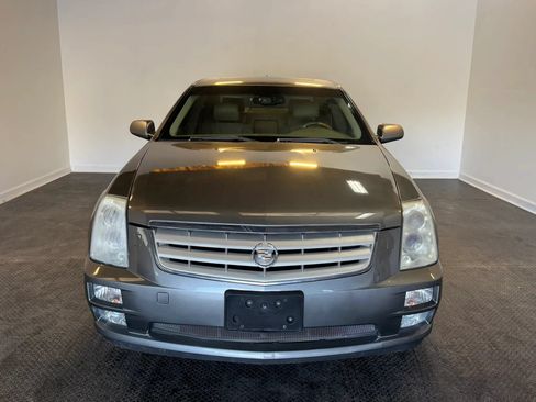 Used 2005 Cadillac STS V8 w/ Preferred Equipment Group RWD image 2