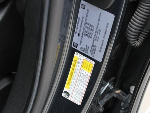 Used 2021 GMC Yukon XL Denali image 34