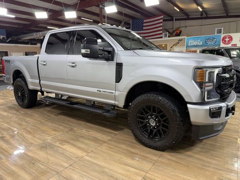 Used 2021 Ford F250 Lariat AWD/4WD image 3