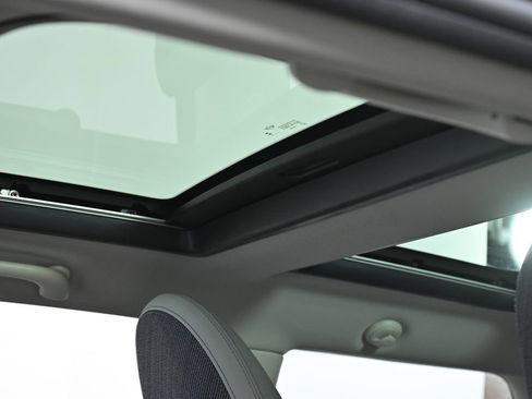Certified 2025 MINI Cooper S FWD image 23