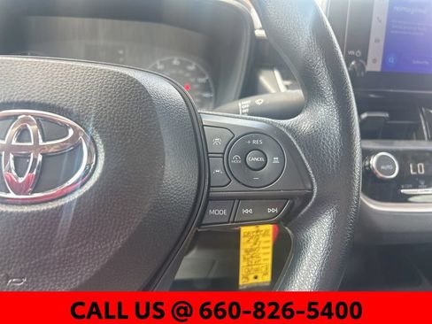 Used 2025 Toyota Corolla LE FWD image 15