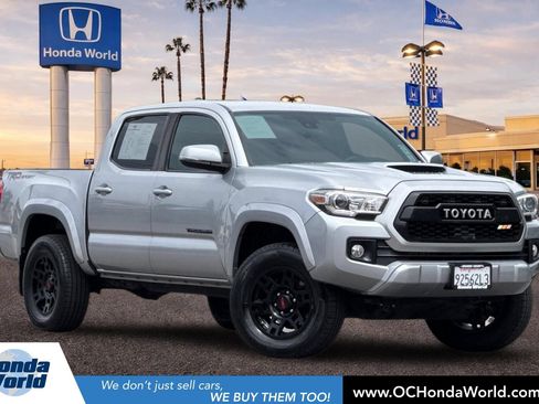 Used 2019 Toyota Tacoma TRD Sport w/ Technology Package RWD image 1