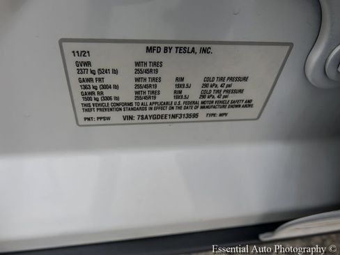 Used 2022 Tesla Model Y Long Range AWD/4WD image 38