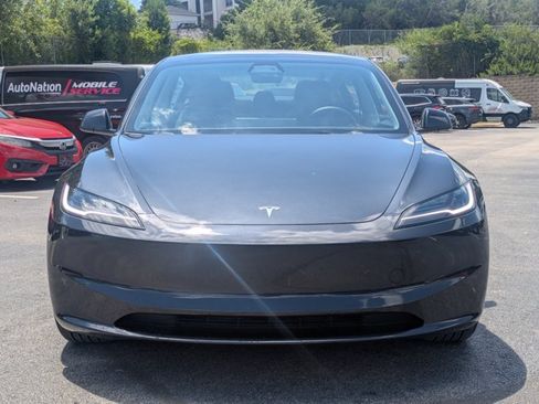 Used 2025 Tesla Model 3 Long Range RWD image 2