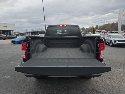 Used 2024 RAM 2500 Big Horn w/ Bed Utility Group image 5