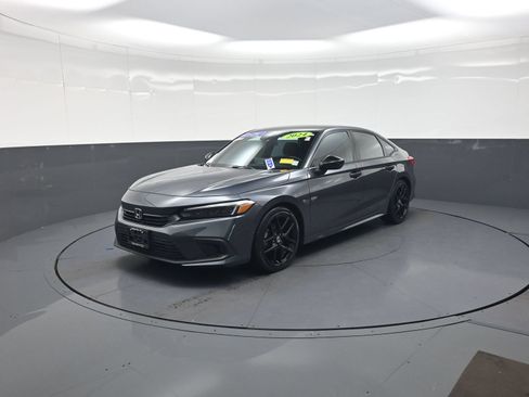 Used 2024 Honda Civic Sport image 7