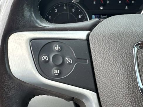 Used 2018 GMC Acadia SLT FWD image 28