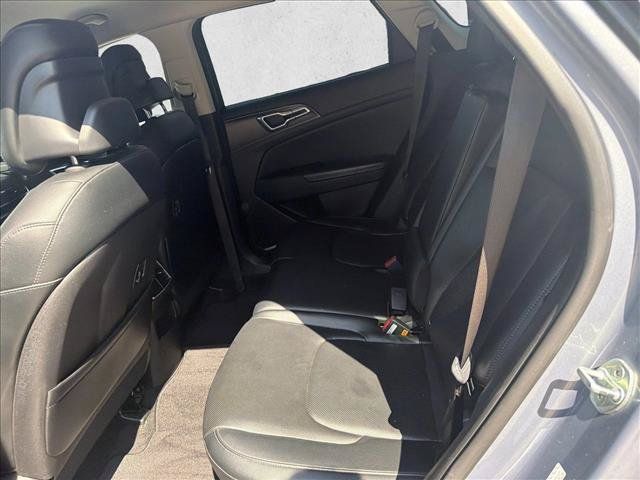 Used 2023 Kia Sportage EX FWD image 18